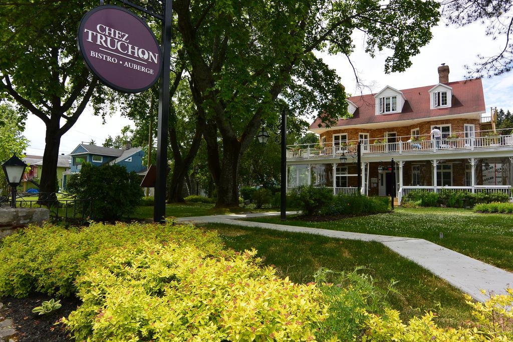 Chez Truchon Bistro-Auberge Hotel La Malbaie Exterior photo