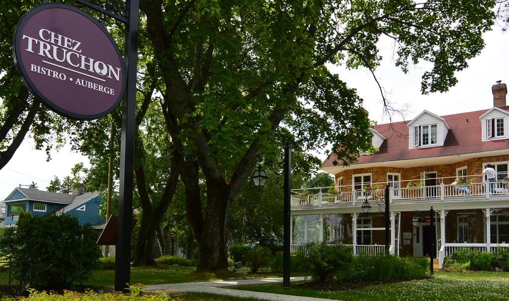 Chez Truchon Bistro-Auberge Hotel La Malbaie Exterior photo