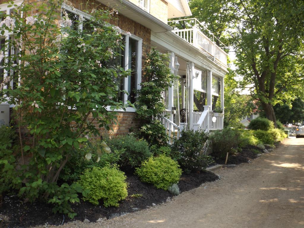 Chez Truchon Bistro-Auberge Hotel La Malbaie Exterior photo